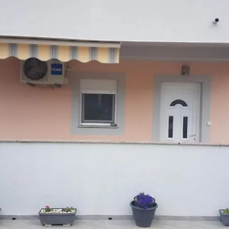 Modern In With Private Terrace * Zára