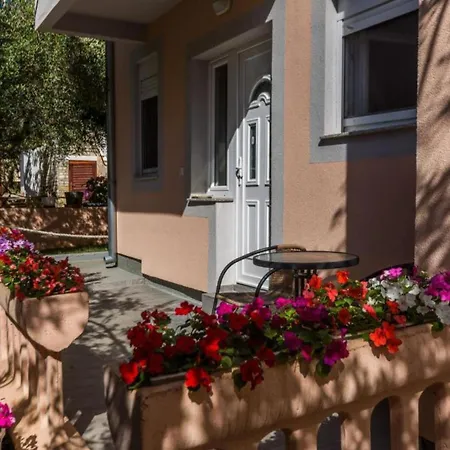 Modern In With Private Terrace Apartamento